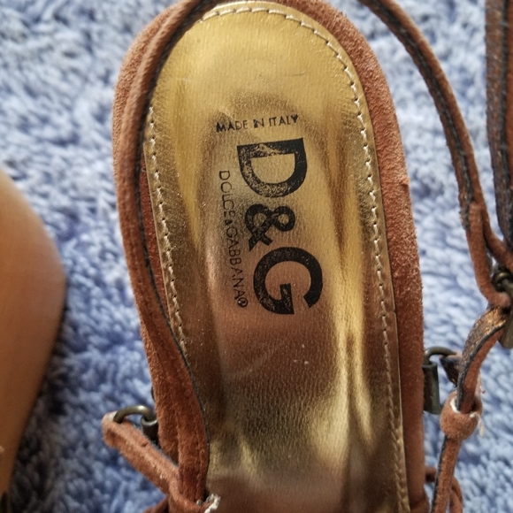 Dolce & Gabbana Brown Ankle Strap Sandals - Picture 9 of 9